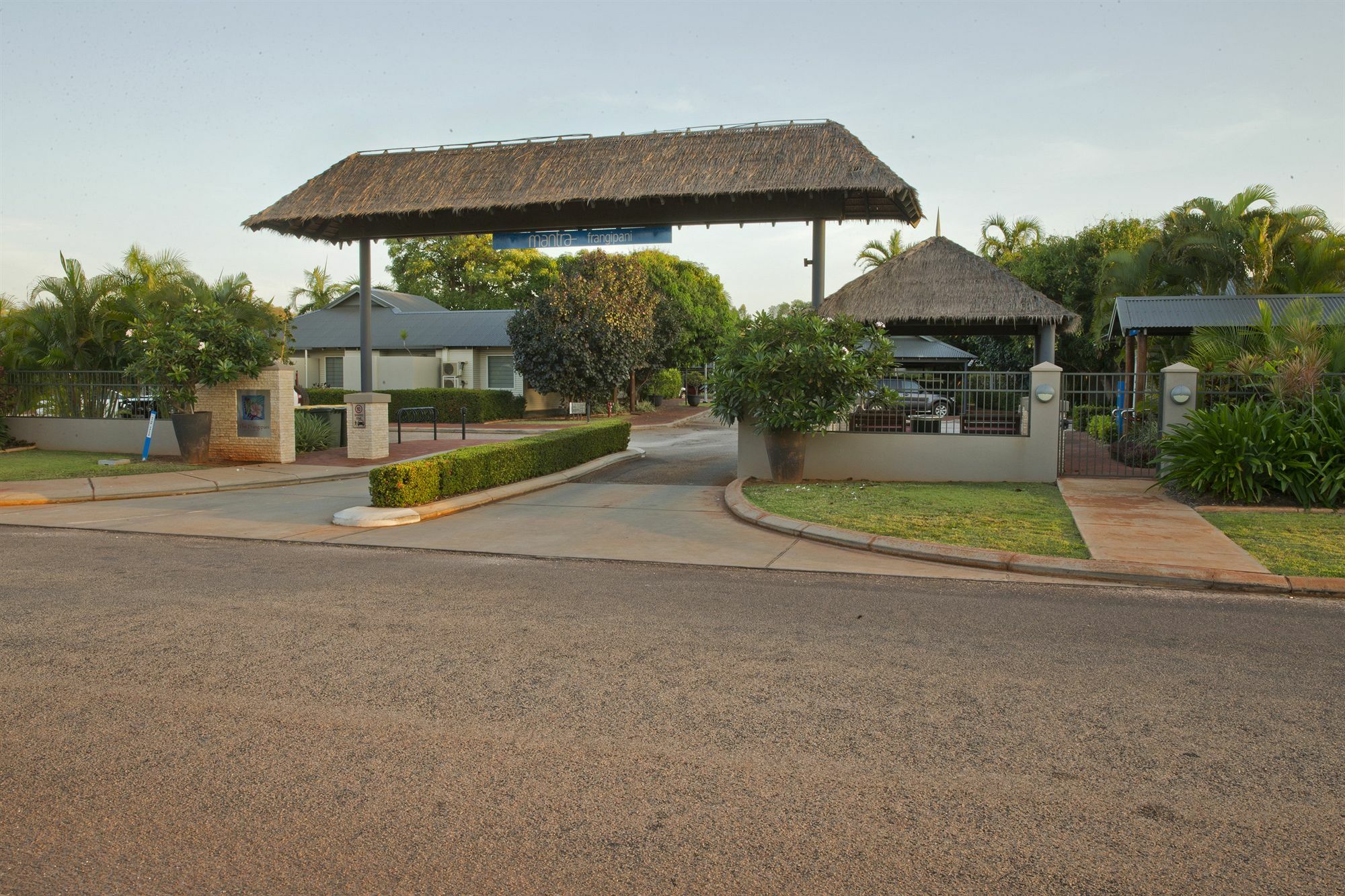 Mantra Frangipani Broome Kültér fotó